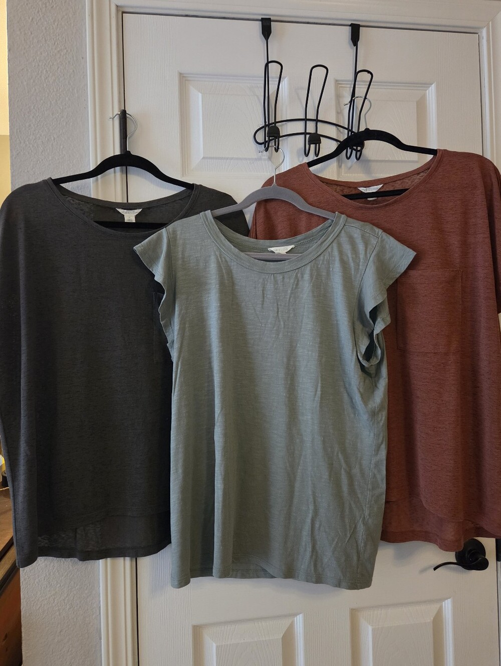 Caslon Women's Sleeveless Crewneck T-Shirts, Bundle Of 3